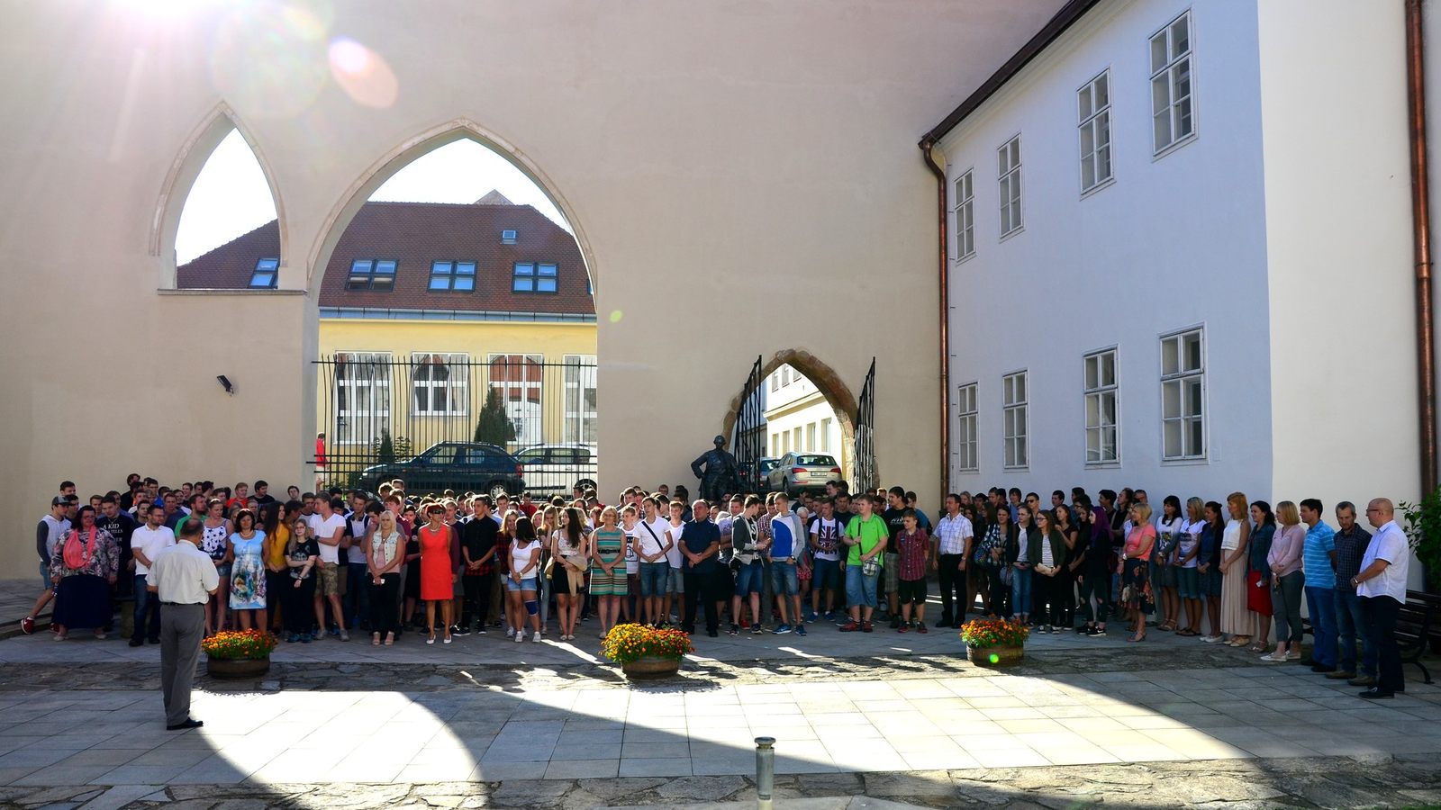Obory obchodní akademie zahájily v Rajské zahradě