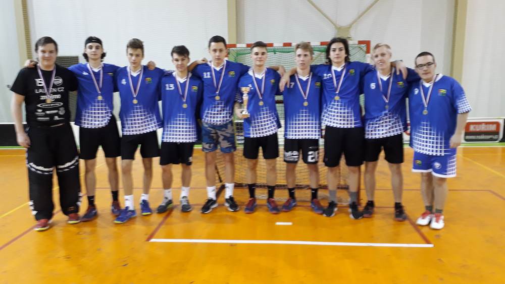 Studenti GPOA uspěli na krajském kole Florbal KB Challenge