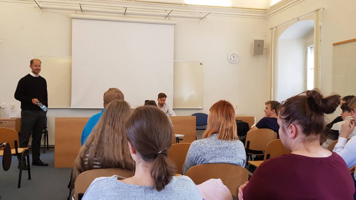 Beseda s bývalým náměstkem místopředsedy vlády