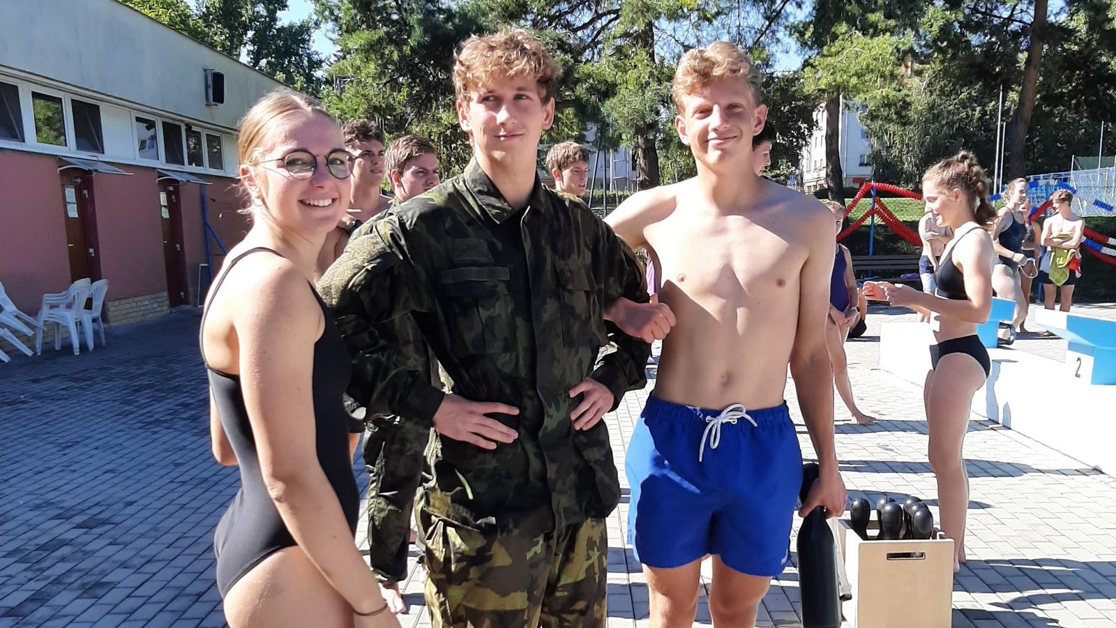 Naši studenti na soutěži na UNOB