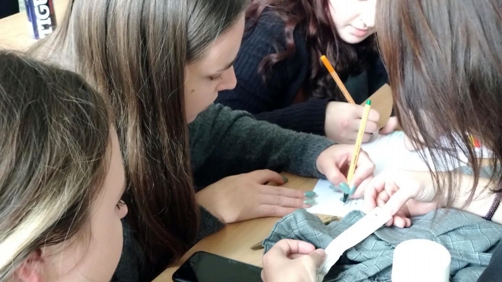 Za oponou módního průmyslu